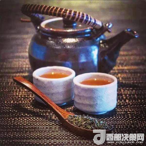 英國(guó)人愛(ài)紅茶蒙古流行奶茶味道各異的茶飲你喝過(guò)幾種【2】