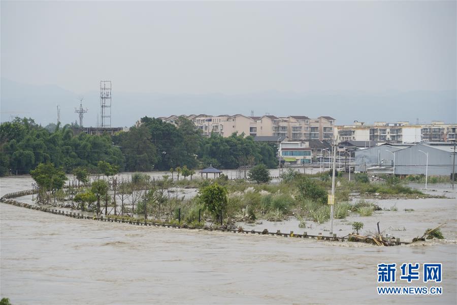 （防汛抗洪·圖文互動(dòng)）（2）遭遇罕見連續(xù)性暴雨 四川全力應(yīng)對汛情